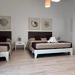Oda ve Kahvaltı Faro Bianco Dependance 4*