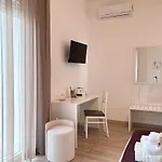 Faro Bianco Dependance Oda ve Kahvaltı 4*