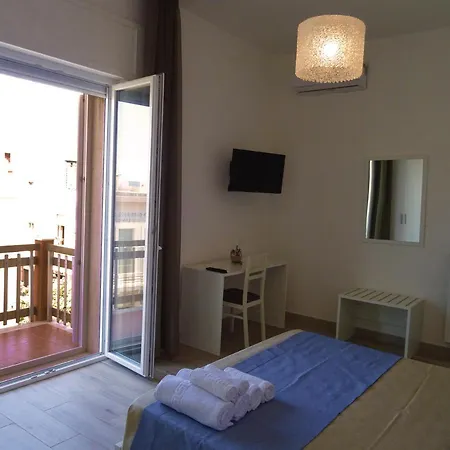 Bed and Breakfast Faro Bianco Dependance 4*
