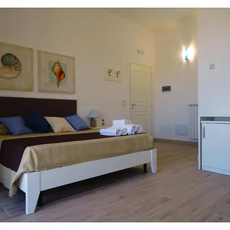 Faro Bianco Dependance Bed and Breakfast Gallipoli