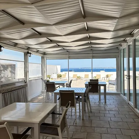 Faro Bianco Dependance 4* 加利波利