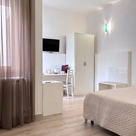 Faro Bianco Dependance 4* 加利波利