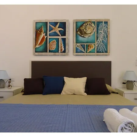 فندق مبيت وإفطار Faro Bianco Dependance 4*