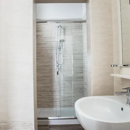 فندق مبيت وإفطار Faro Bianco Dependance 4*