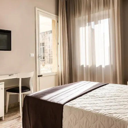 Faro Bianco Dependance 4* غالّيبولي