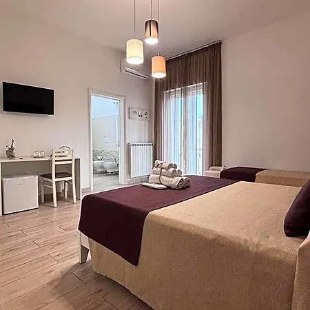 Faro Bianco Dependance Bed & Breakfast 4*