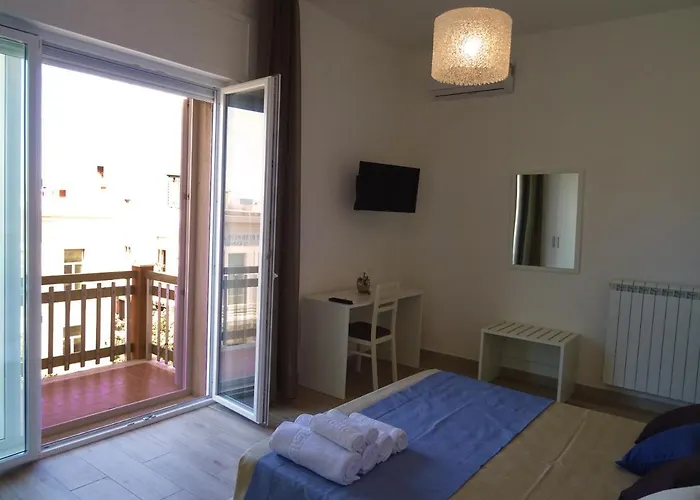 Bed & Breakfast Faro Bianco Dependance 4*