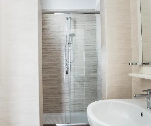 Bed & Breakfast Faro Bianco Dependance 4*