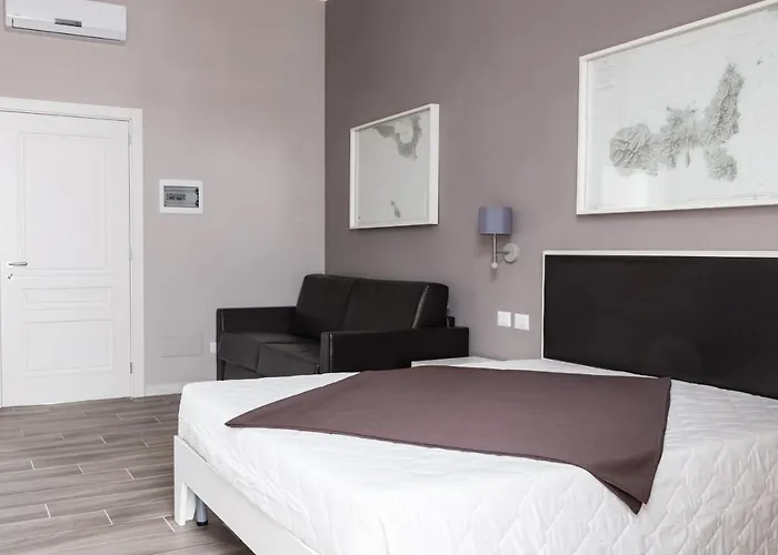 Faro Bianco Dependance Bed & Breakfast 4*