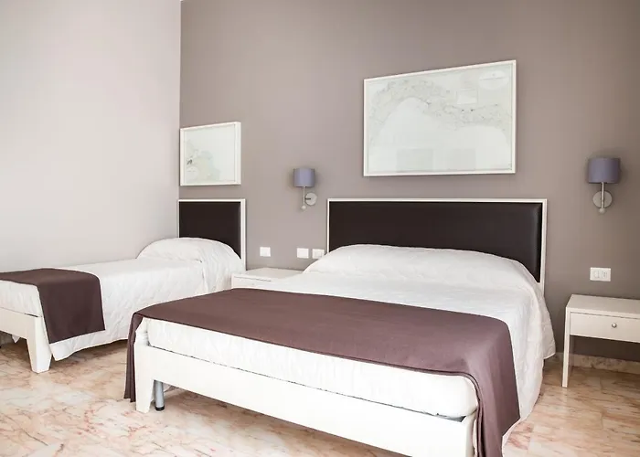 Faro Bianco Dependance Bed & Breakfast 4*